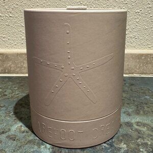 Barefoot Dreams Sandalwood Luxe Soy Candle